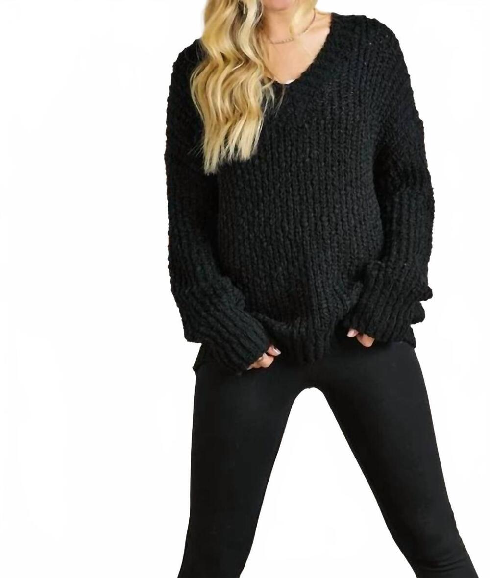 NEW ADORA cozy day sweater in black